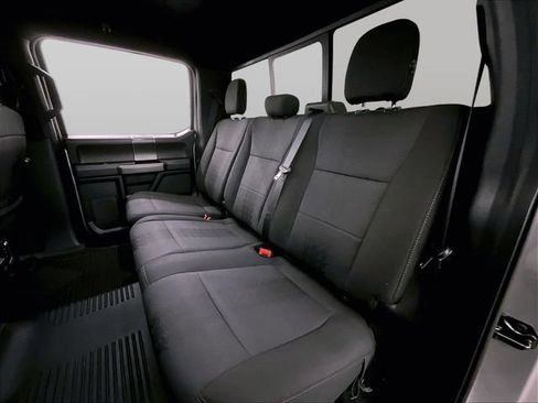 Used 2019 Ford F150 XLT w/ Equipment Group 302A Luxury AWD/4WD image 26