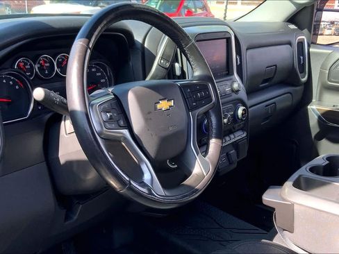 Used 2021 Chevrolet Silverado 1500 LT image 6
