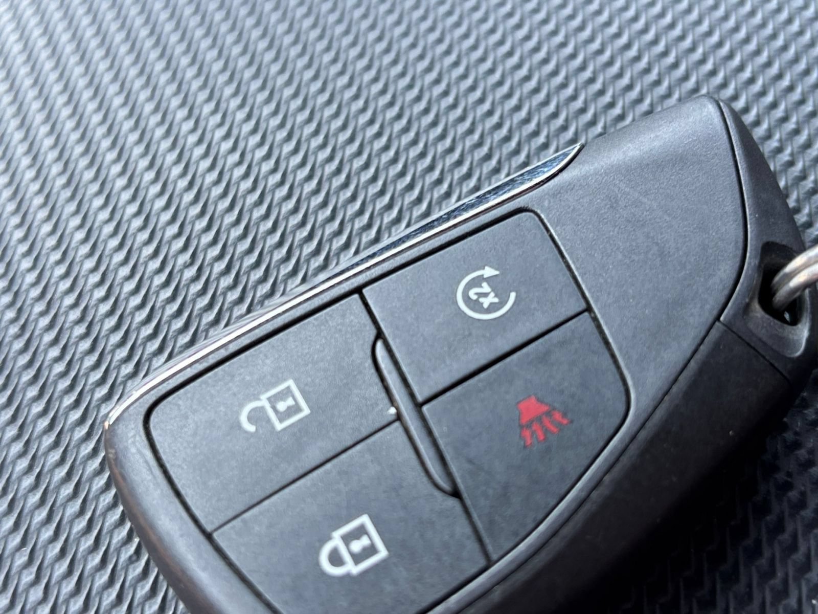 Used 2025 Chevrolet Equinox LT FWD image 25