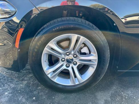 Used 2022 Dodge Charger SXT image 29