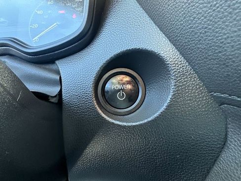 Used 2024 Toyota Corolla Cross AWD Hybrid image 35