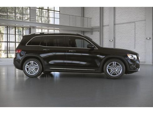 Certified 2023 Mercedes-Benz GLB 250 4MATIC image 16