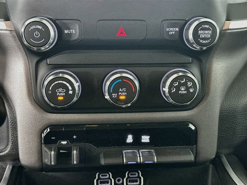 Used 2020 RAM 1500 Big Horn RWD image 23