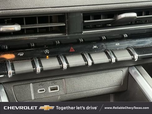 Used 2023 Chevrolet Colorado W/T w/ Safety Package RWD image 21