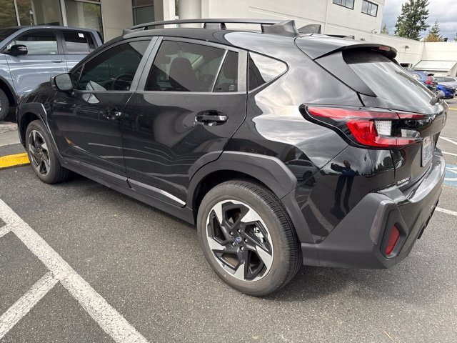 Used 2024 Subaru Crosstrek 2.5i Limited w/ Crosstrek Mirror Package AWD/4WD image 5