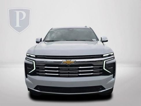 New 2026 Chevrolet Suburban Premier AWD/4WD image 12
