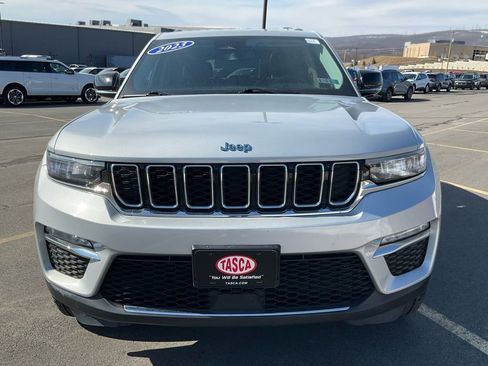 Used 2023 Jeep Grand Cherokee 4WD 4xe image 30