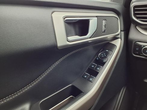 Used 2023 Ford Explorer XLT w/ Equipment Group 202A image 20