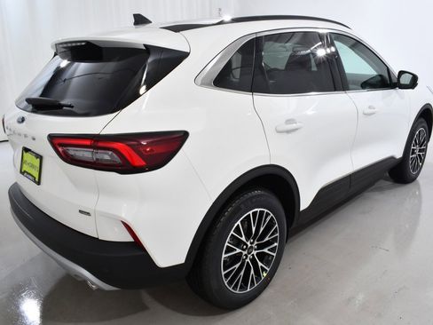 New 2026 Ford Escape SE w/ PHEV Premium Package image 11