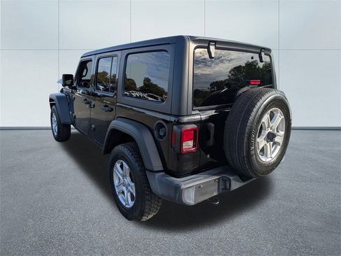 Used 2019 Jeep Wrangler Unlimited Sport S image 5
