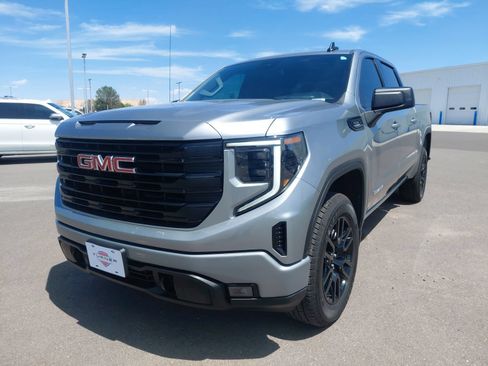 Used 2026 GMC Sierra 1500 Elevation AWD/4WD image 12