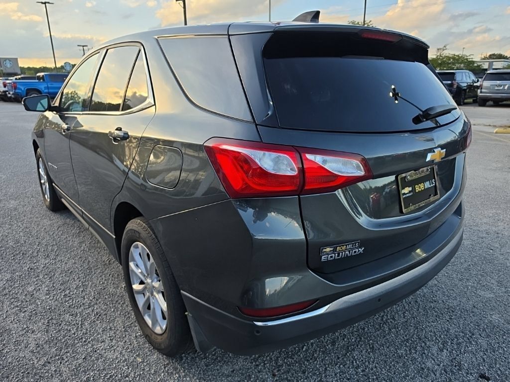 Used 2018 Chevrolet Equinox LT FWD image 3