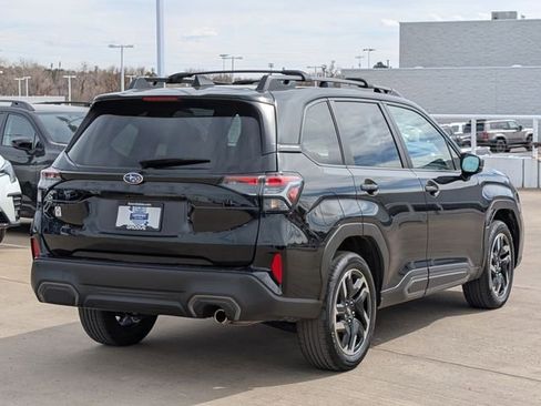 Used 2025 Subaru Forester Limited image 3