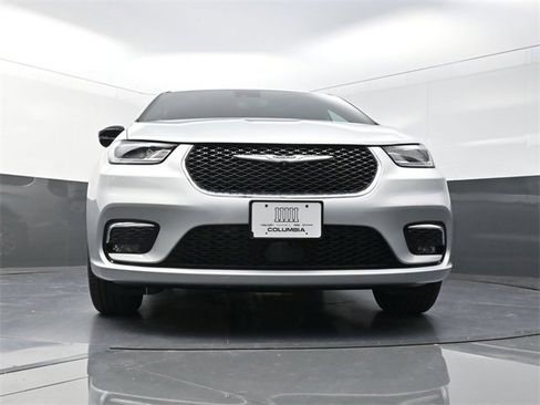 New 2026 Chrysler Pacifica Select image 18