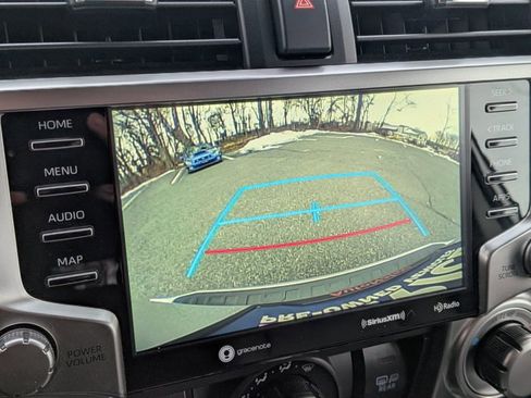 Used 2020 Toyota 4Runner SR5 image 16