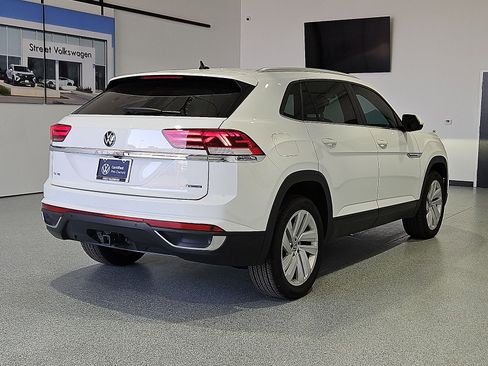 Certified 2023 Volkswagen Atlas Cross Sport SE AWD/4WD image 8