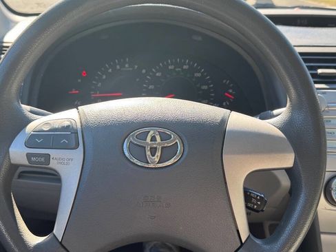 Used 2009 Toyota Camry image 14