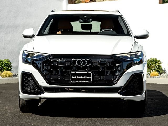 Used 2025 Audi Q8 Premium Plus w/ Premium Plus Package AWD/4WD image 3