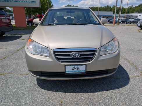Used 2009 Hyundai Elantra GLS FWD image 9