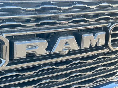 Used 2023 RAM 2500 Limited AWD/4WD image 10