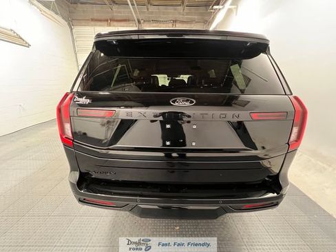 New 2026 Ford Expedition Platinum w/ Stealth Appearance Package AWD/4WD image 9