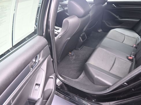 Used 2022 Honda Accord Sport image 17