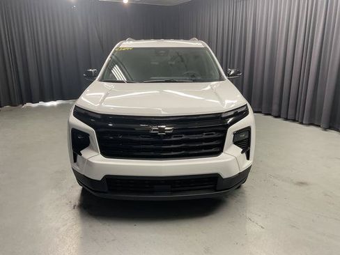 New 2026 Chevrolet Traverse LT w/ Midnight/Sport Edition AWD/4WD image 9
