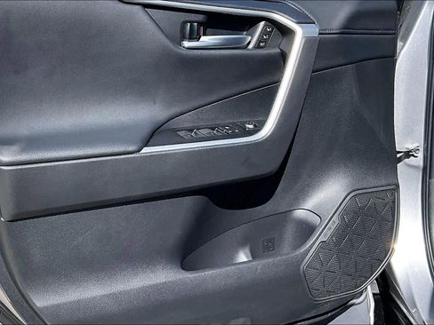 Used 2023 Toyota RAV4 XSE image 21