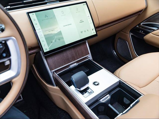 New 2026 Land Rover Range Rover Autobiography AWD/4WD image 27