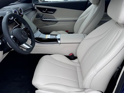 Used 2024 Mercedes-Benz CLE 300 4MATIC Coupe image 21
