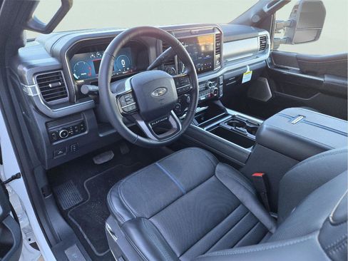 Used 2025 Ford F350 Platinum image 22