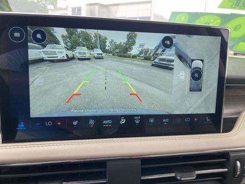 Certified 2025 Lincoln Corsair Reserve w/ Towing Package FWD image 24