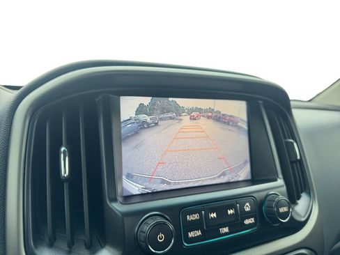 Used 2016 Chevrolet Colorado Z71 image 13