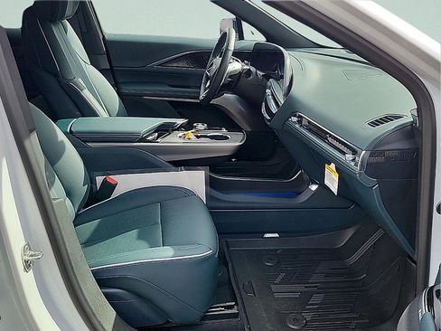 Used 2024 Cadillac Lyriq Sport w/ Nappa Leather Package AWD/4WD image 10