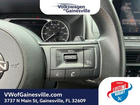 Used 2024 Nissan Rogue S FWD image 24