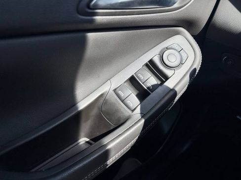 Used 2023 Buick Encore GX Select FWD image 15