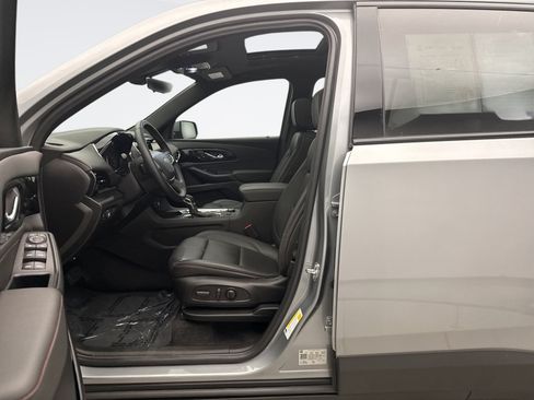 Used 2023 Chevrolet Traverse RS AWD/4WD image 11