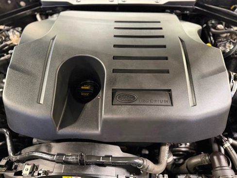 Used 2022 Land Rover Defender 110 X-Dynamic SE image 48