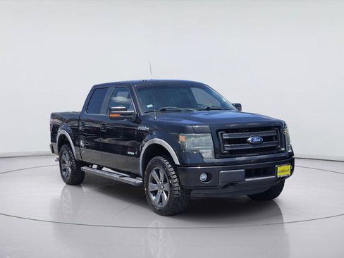 Used 2014 Ford F150 FX4 w/ Equipment Group 402A Luxury AWD/4WD image 3