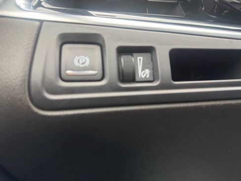 Used 2024 Cadillac XT5 Premium Luxury AWD/4WD image 15