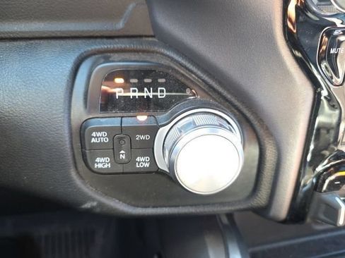 Used 2022 RAM 1500 Laramie w/ Sport Appearance Package AWD/4WD image 19