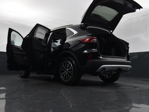 New 2024 Ford Escape SE w/ PHEV Premium Package image 34