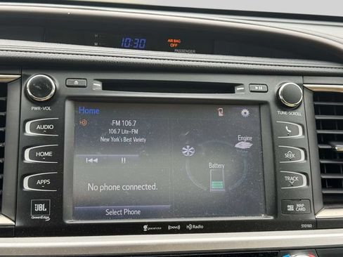 Used 2016 Toyota Highlander Limited w/ Protection Package #3 AWD/4WD image 34
