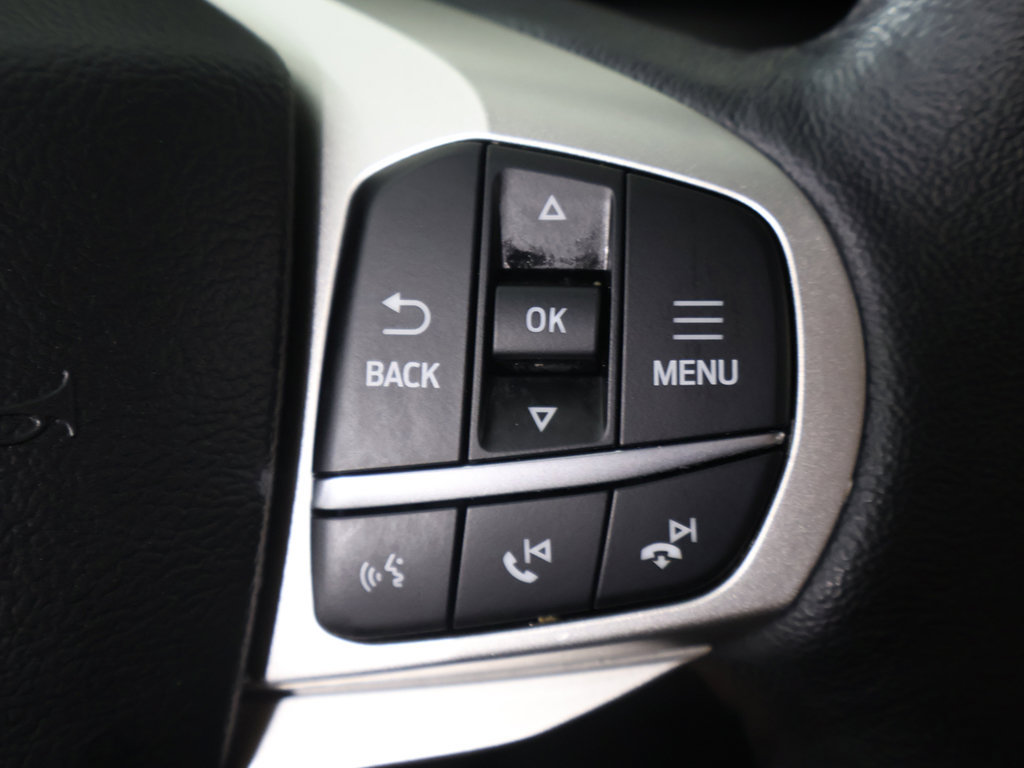 Used 2024 Ford Explorer XLT w/ Equipment Group 202A AWD/4WD image 46