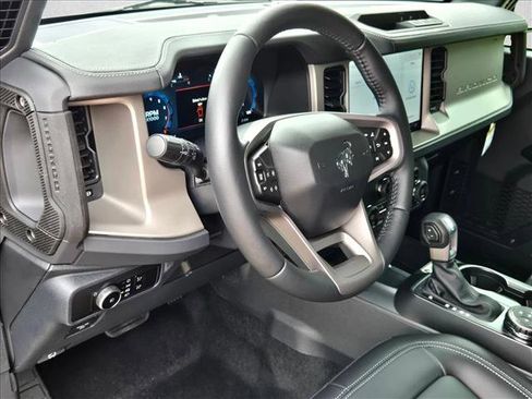 New 2026 Ford Bronco Outer Banks AWD/4WD image 3
