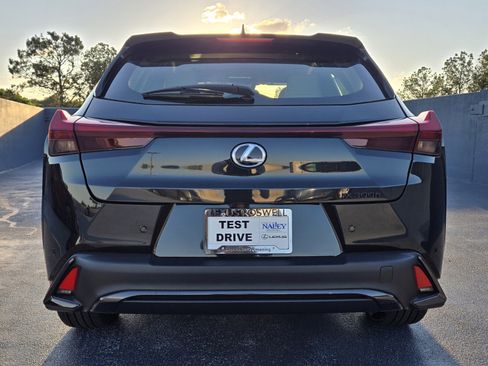 New 2026 Lexus UX 300h FWD image 9