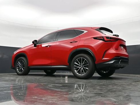 Used 2025 Lexus NX 250 FWD w/ Towing Package (2000 Lbs) image 43