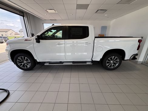 New 2026 Chevrolet Silverado 1500 LT AWD/4WD image 2