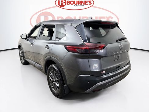 Used 2023 Nissan Rogue S AWD/4WD image 7