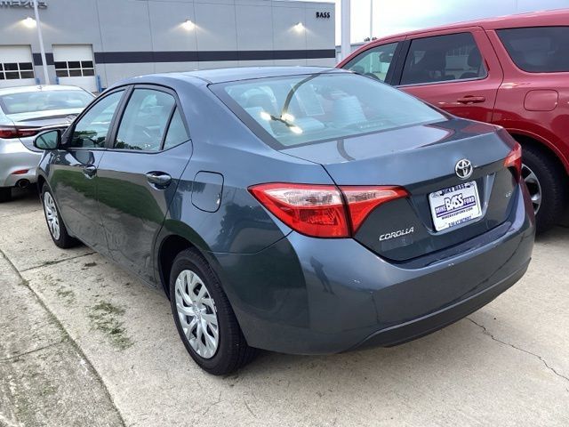 Used 2018 Toyota Corolla LE FWD image 12